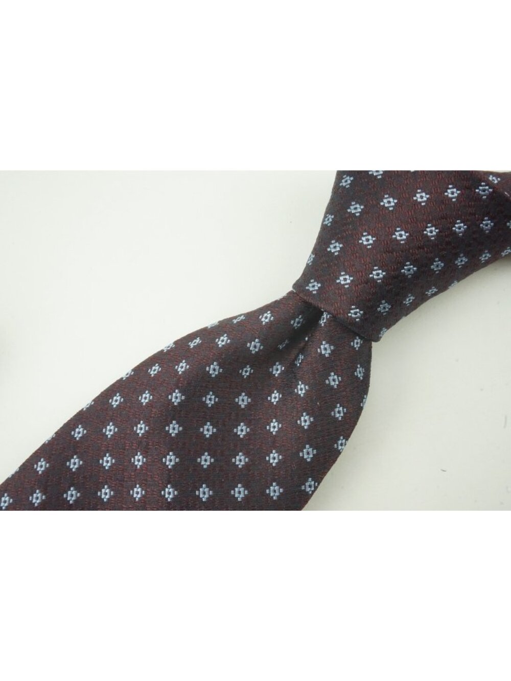 Canali Macclesfield Neat Merlot Baby Blue Silk Tie Brand New With Tags